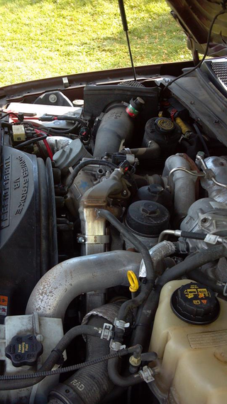 Illustration for article titled I'm glad I'm not a Ford mechanic